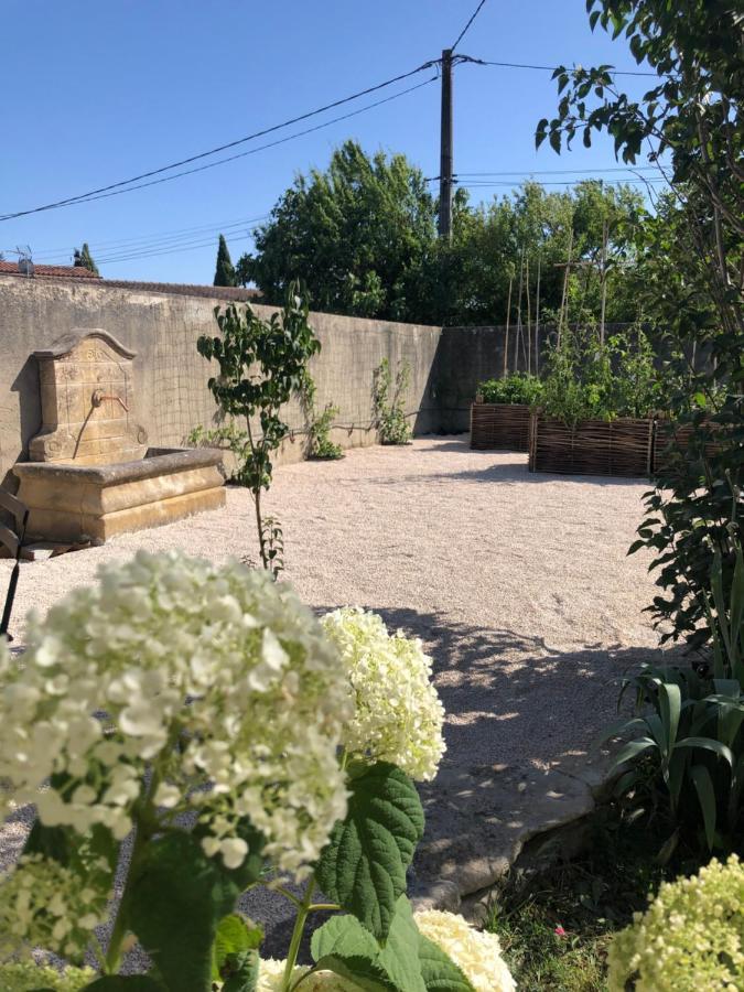 Lulu En Provence Bed & Breakfast L'Isle-sur-la-Sorgue Exterior photo